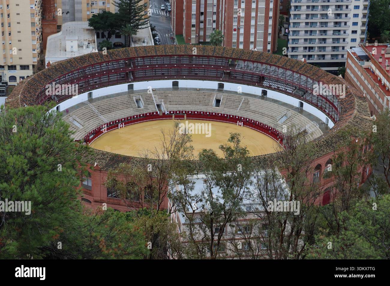Vue surélevée de l'arène des taureaux, Malaga, Espagne Banque D'Images