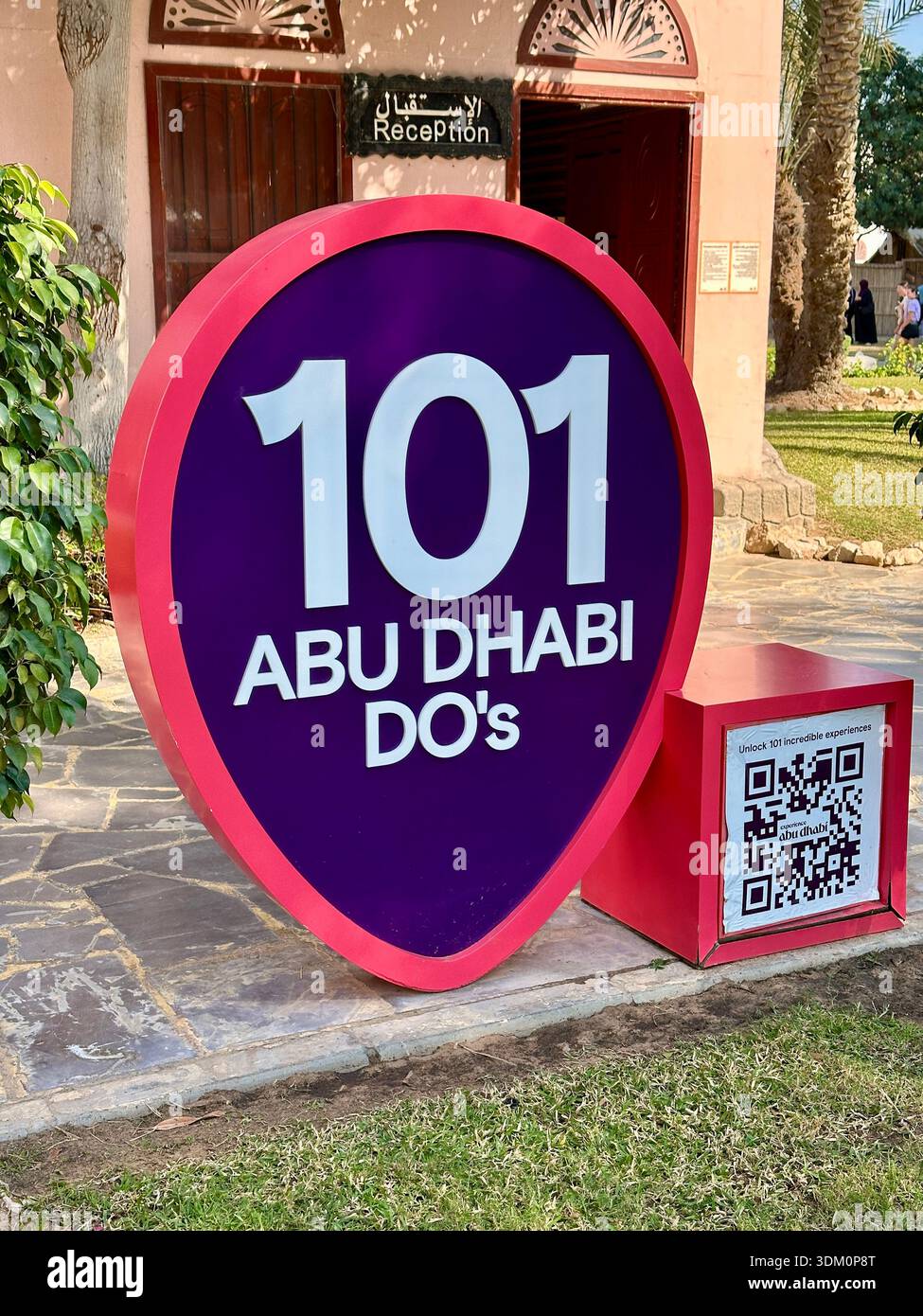 101 panneau Abu Dhabi dos - Image de stock capturée avec un smartphone