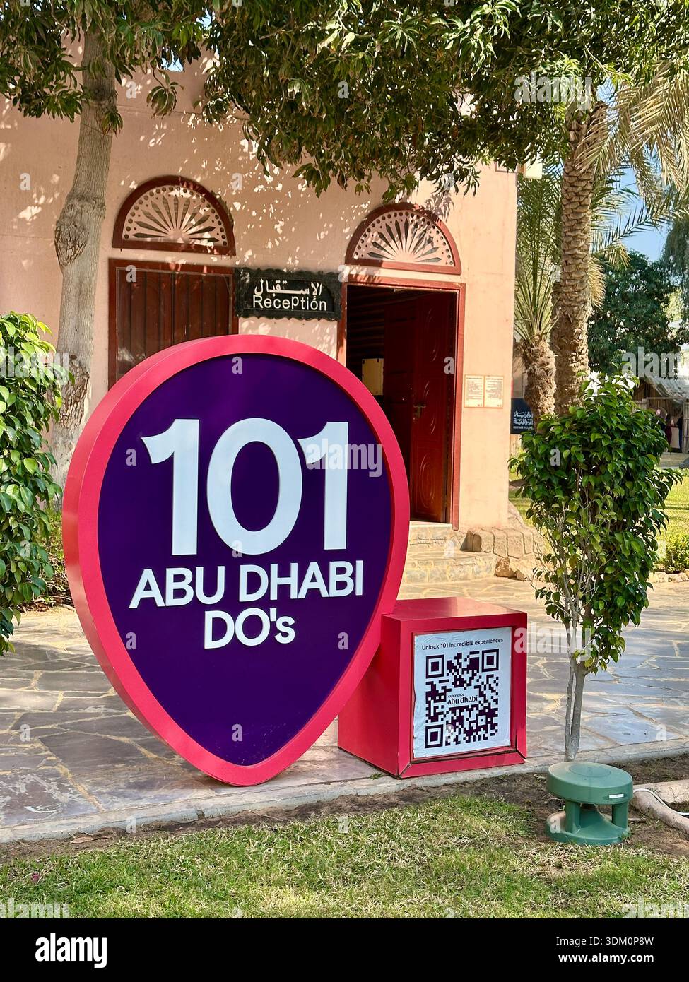 101 panneau Abu Dhabi dos - Image de stock capturée avec un smartphone