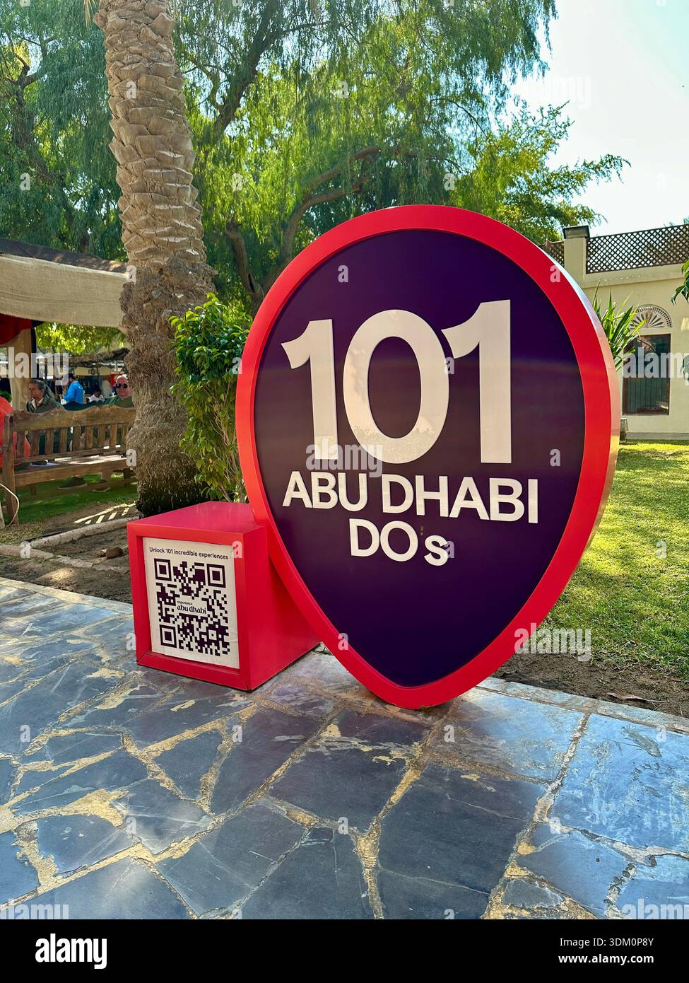 101 panneau Abu Dhabi dos - Image de stock capturée avec un smartphone