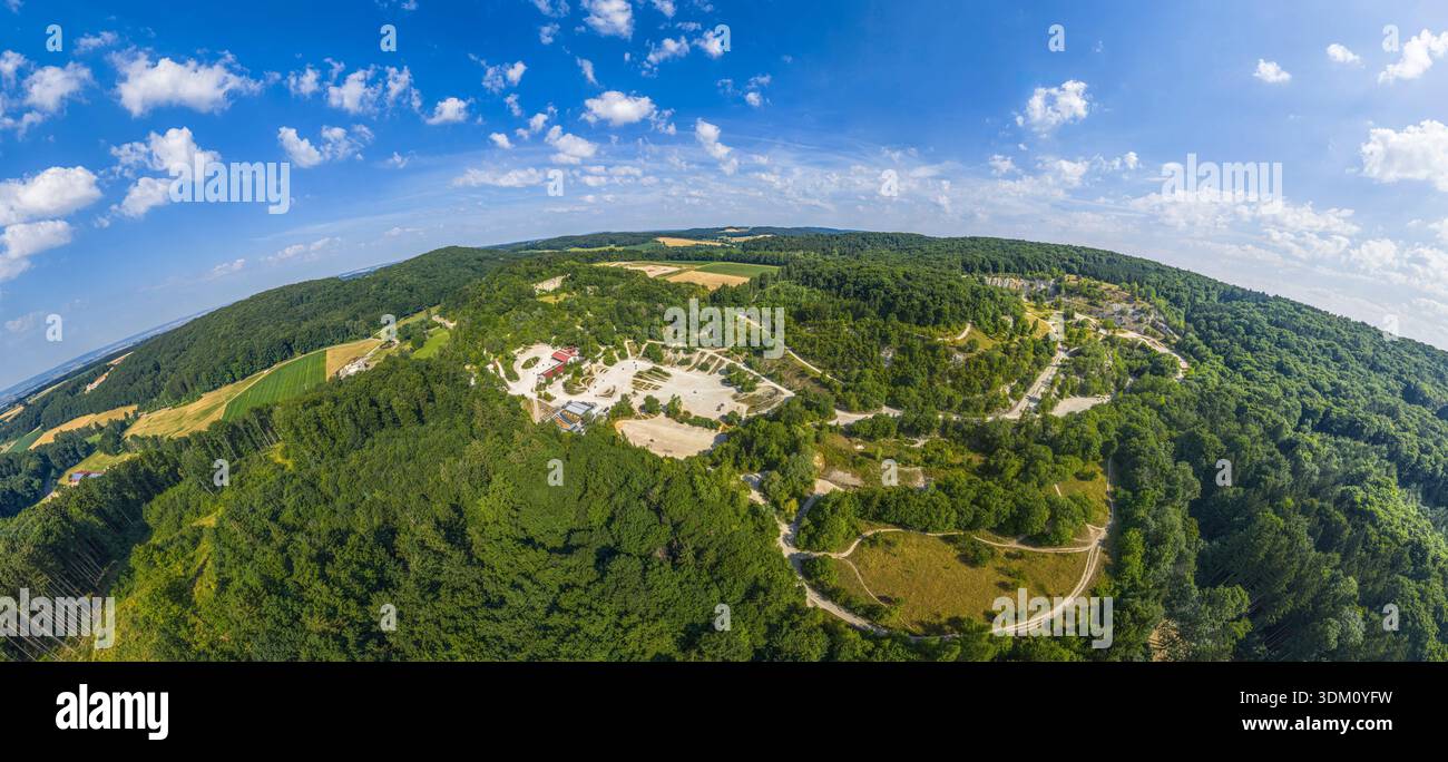 Vue d'un terrain d'entraînement de moto près du lac Hahnenkamm en moyenne Franconie Banque D'Images