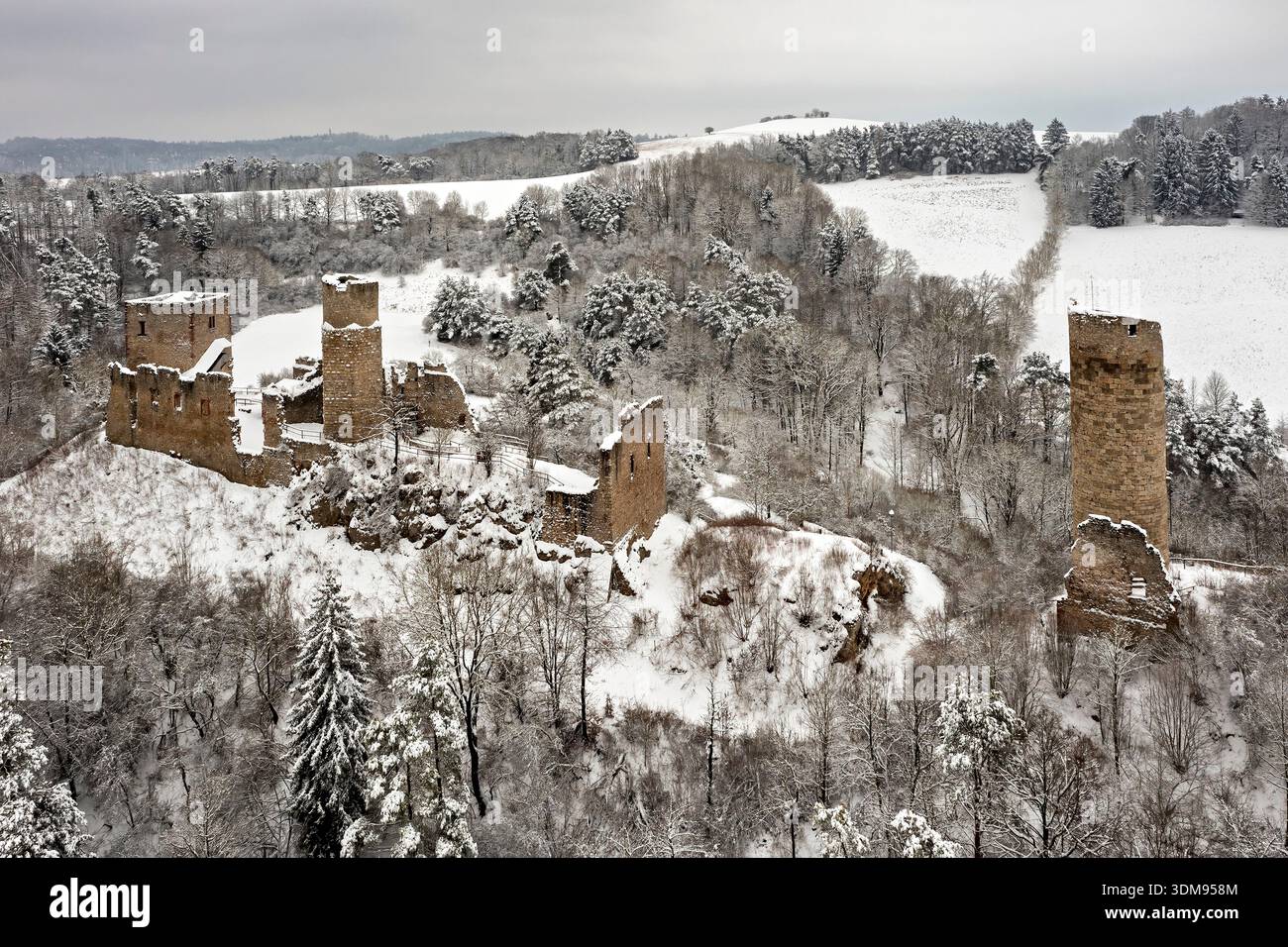 Les méandres de la rivière Werra dans la vallée de Werra entre Hesse et Thuringe Banque D'Images