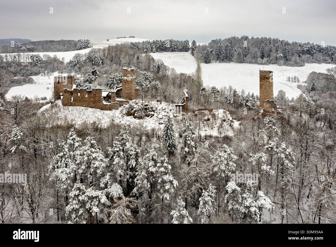 Les méandres de la rivière Werra dans la vallée de Werra entre Hesse et Thuringe Banque D'Images