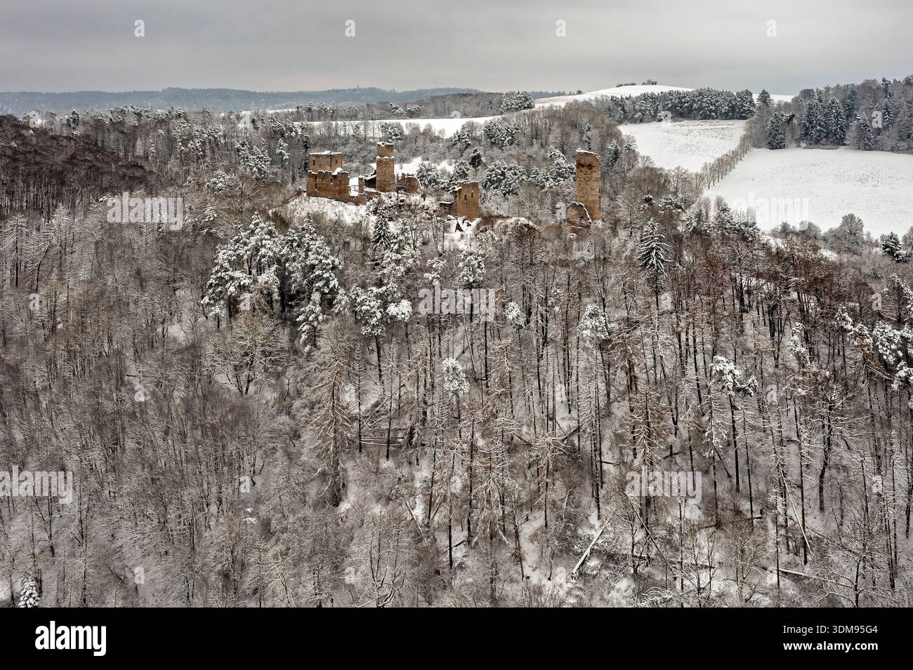 Les méandres de la rivière Werra dans la vallée de Werra entre Hesse et Thuringe Banque D'Images