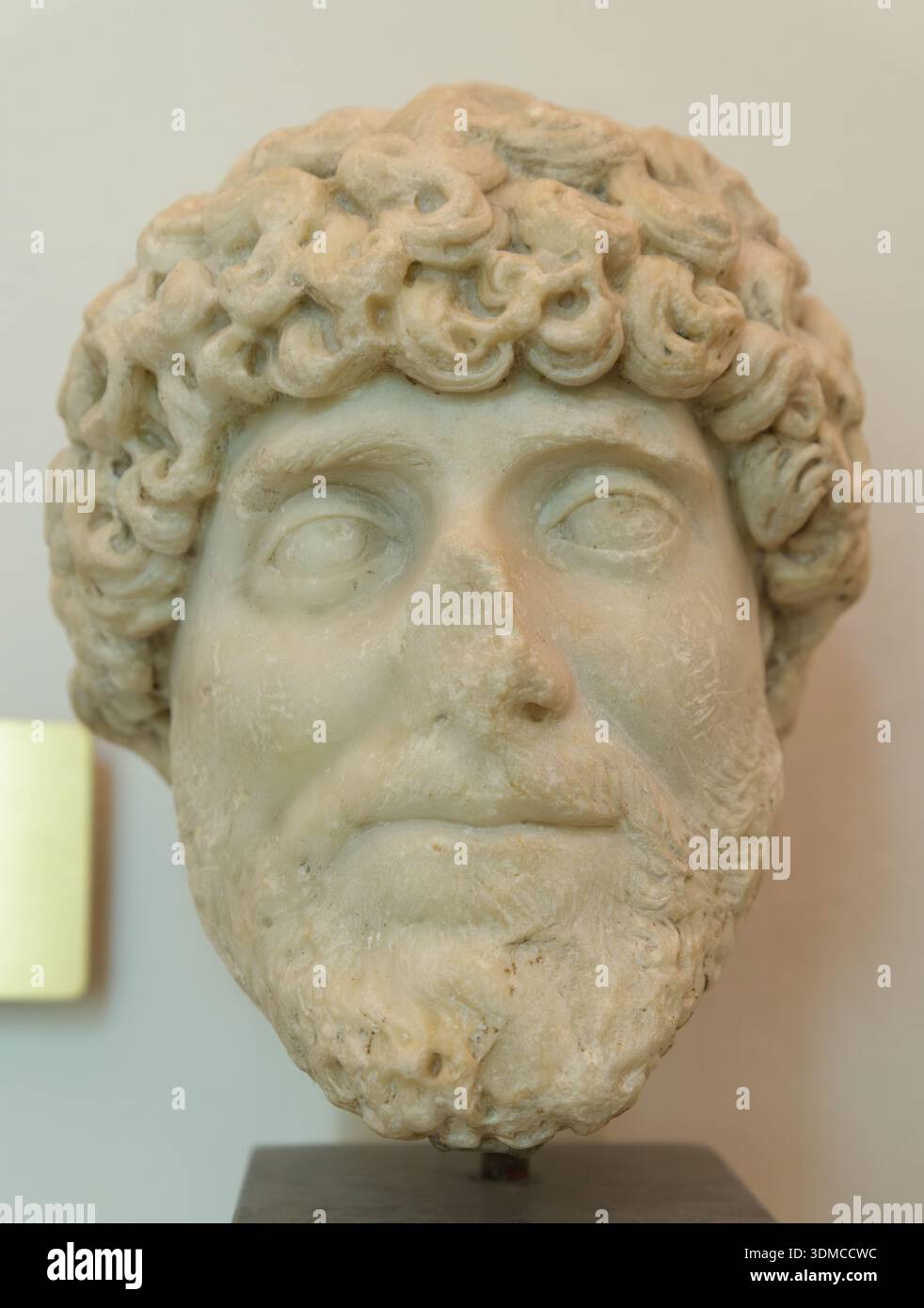 Portrait romain, IIe siècle après JC, Pinacothèque Ambrosiana, Milan. Oeuvre d'art romaine antique. Banque D'Images