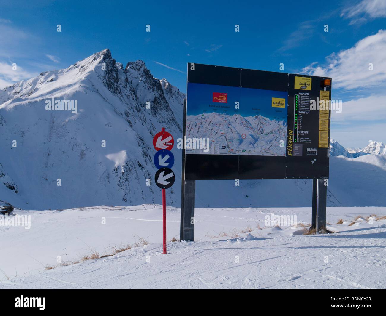 Plan des pistes au-dessus de Fugen, Zillertal, Tirol, Autriche Banque D'Images