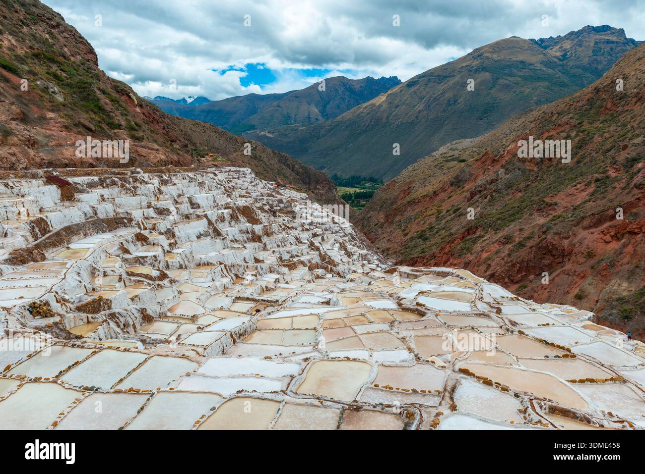 Terrasses de sel de Maras, Cusco, Pérou. Banque D'Images