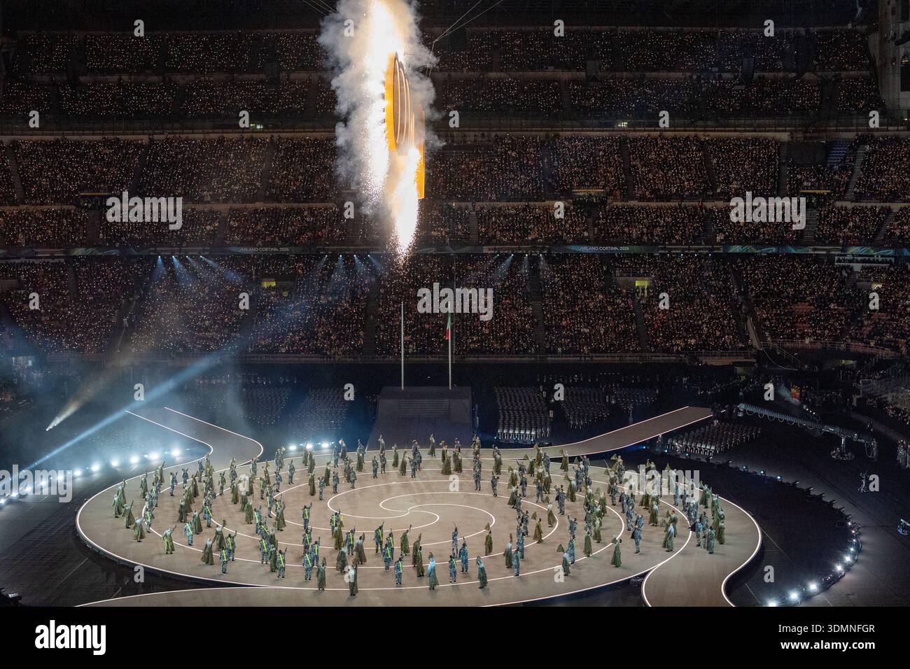 Milan, Italie. 06th Feb, 2026. MILAN, ITALIE - 6 FÉVRIER : artistes lors de la cérémonie d'ouverture des Jeux Olympiques d'hiver Milano Cortina 2026 au stade San Siro le 6 février 2026 à Milan, Italie (photo par Andre Weening/Orange Pictures) crédit : Orange pics BV/Alamy Live News Banque D'Images