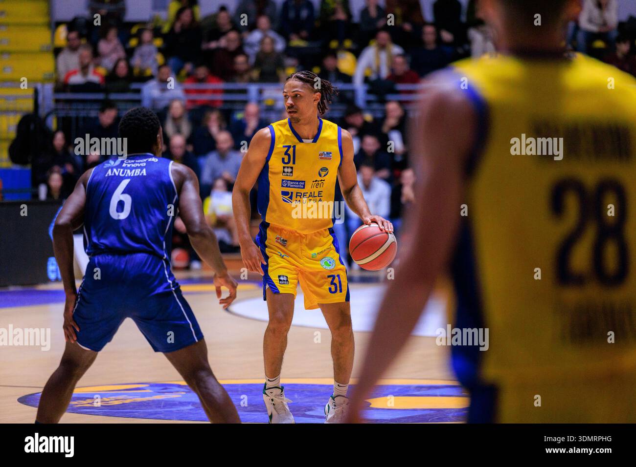 Turin, Italie : 06 février 2026 - Macio Teague de basket Torino en action lors du match de Serie A2 contre Bologne au Pala Gianni Asti. Banque D'Images