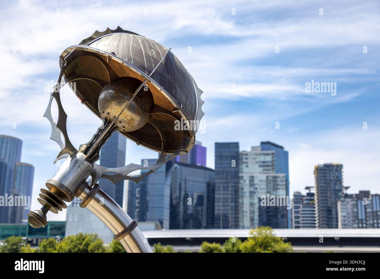 Melbourne, Australie - 21 janvier 2023 : détail de l'appareil pour l'occurrence transtemporale de sculpture spatiale imminente sur la rive nord du Yarra R Banque D'Images