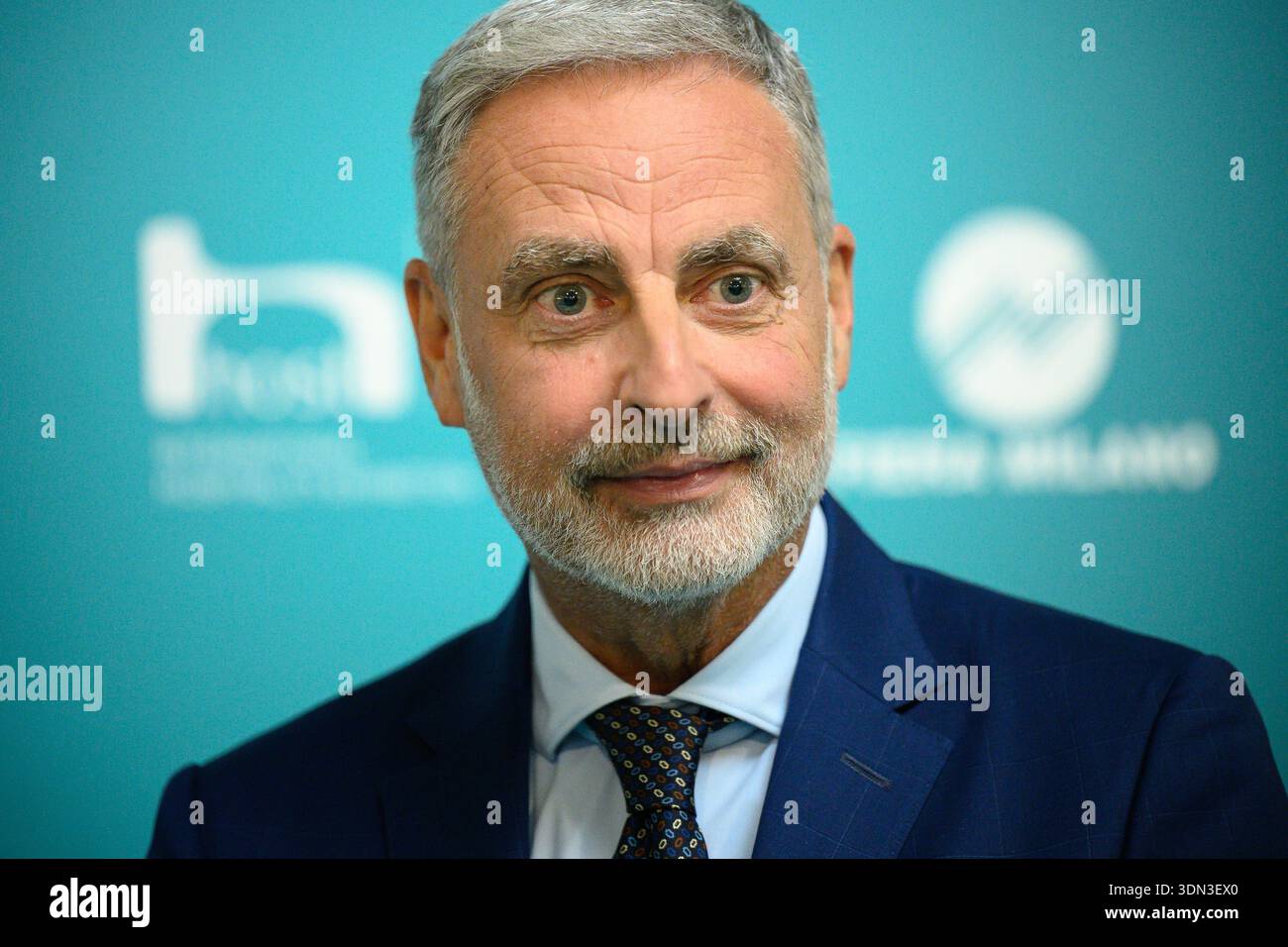 Roberto Foresti, Directeur général adjoint de Fiera Milano, à Host Milano 2025. Diriger le salon mondial de l'hôtellerie et HoReCa à Milan, Italie. Banque D'Images