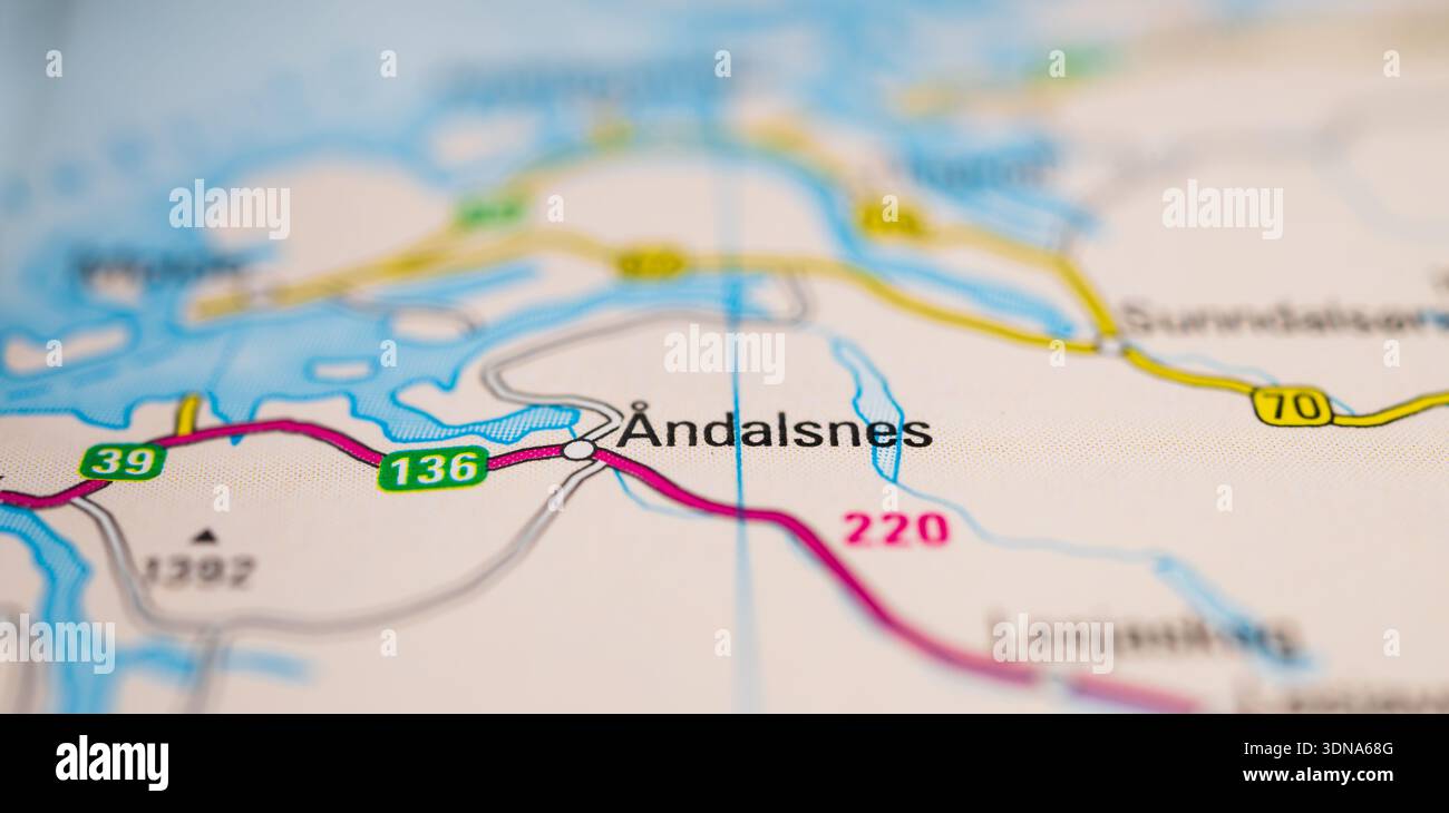 Région de Åndalsnes Focus sur la carte de voyage norvégienne Banque D'Images