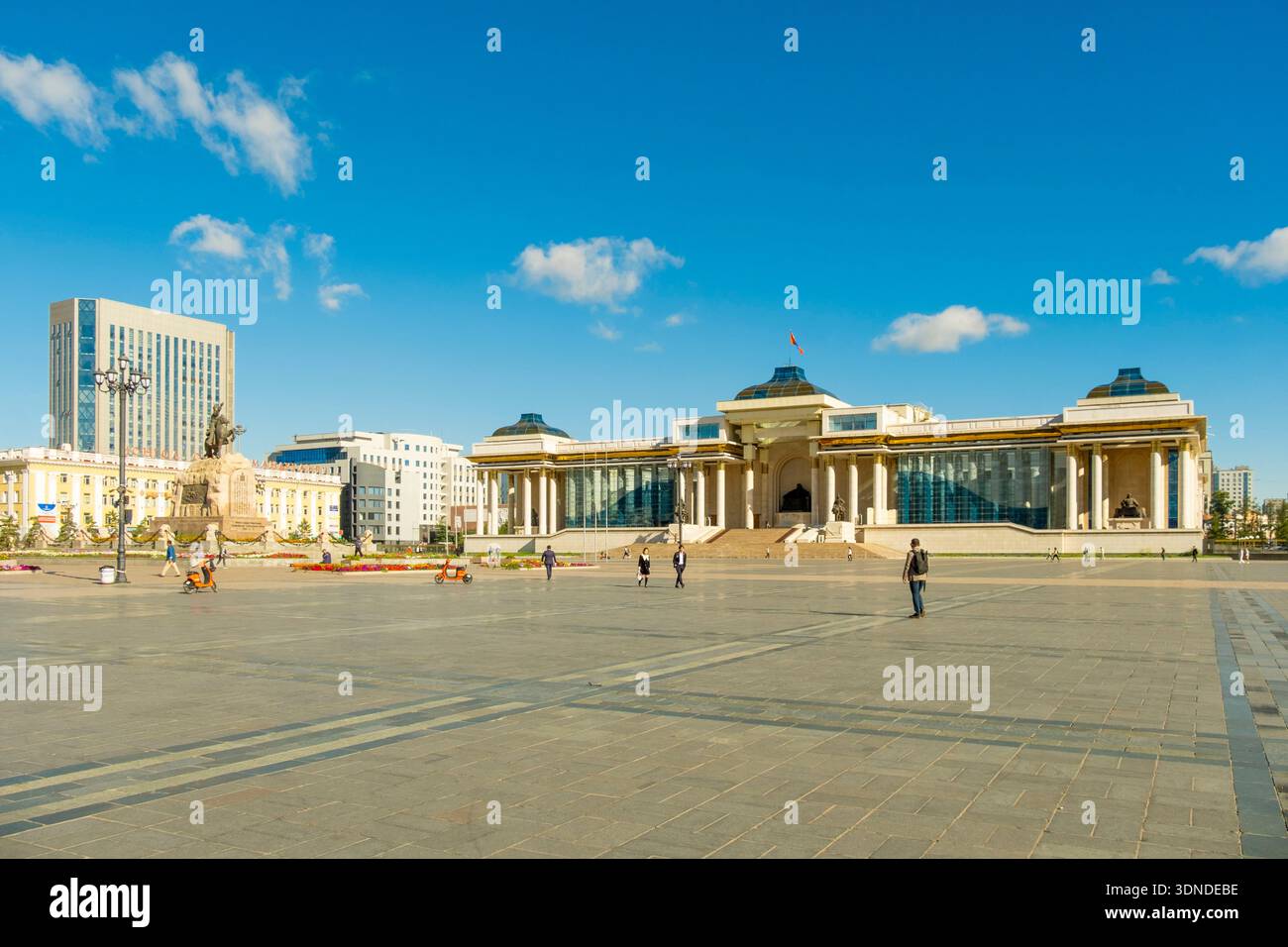 Mongolie, Oulan Bator, place Sukhbaatar, Palais du Gouvernement Banque D'Images