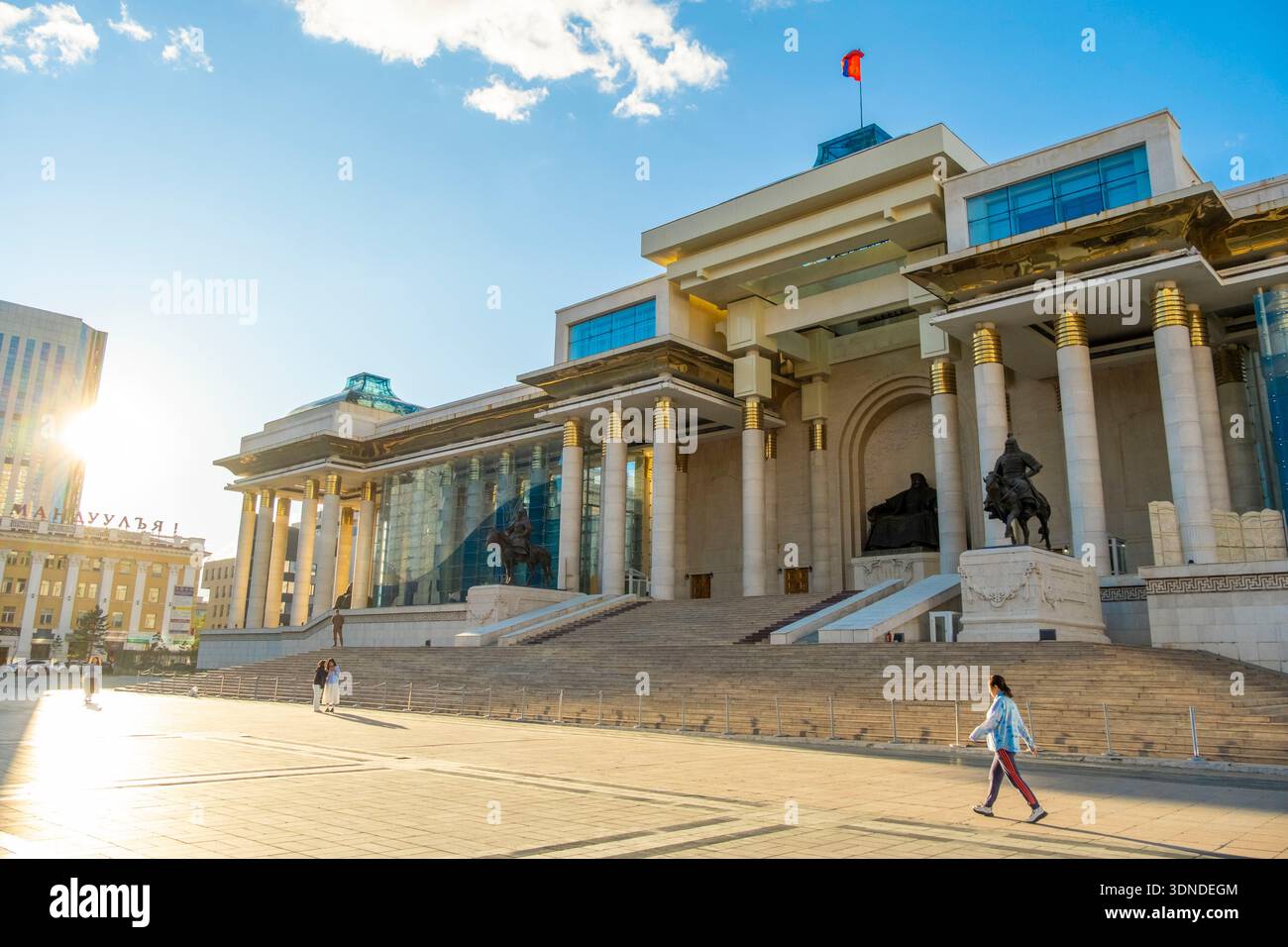 Mongolie, Oulan Bator, place Sukhbaatar, Palais du Gouvernement Banque D'Images