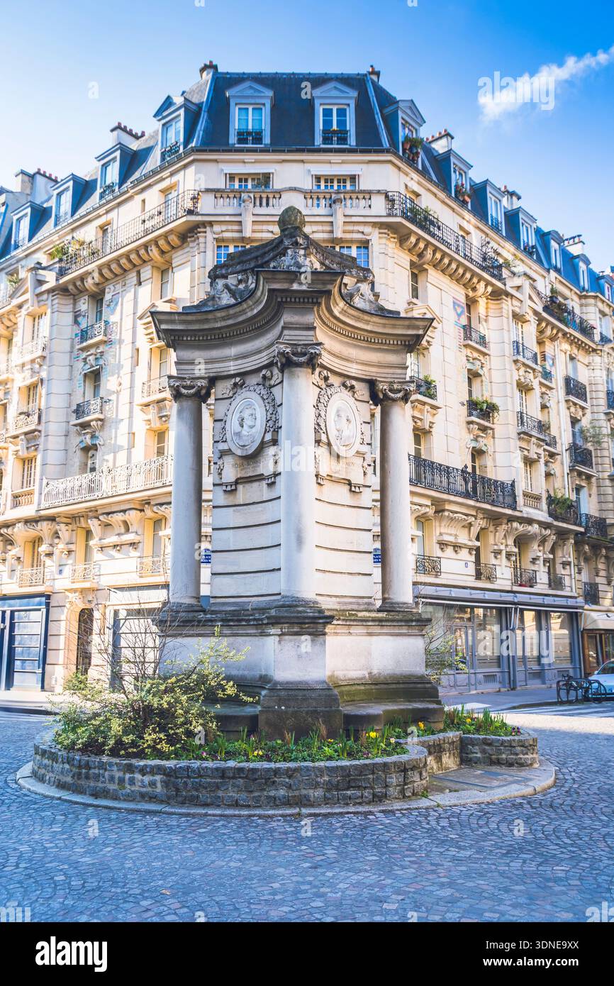 France, Ile-de-France, Paris, 15ème arrondissement. Place Georges-Mulot. Fontaine du puits Grenelle Banque D'Images