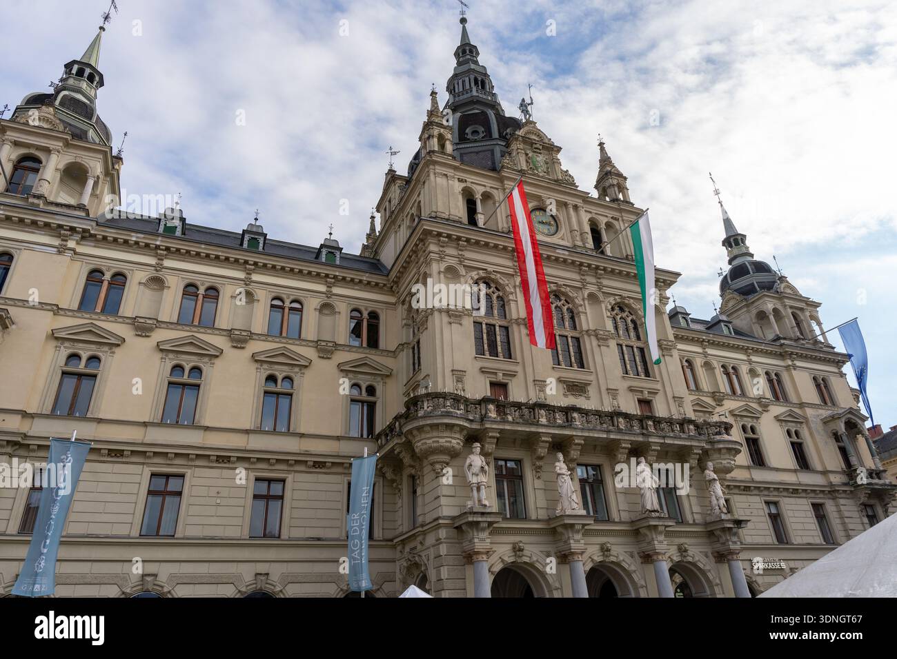 Graz, Autriche - 10.19 2025 : Hôtel de ville de Graz (Rathaus) sur la place principale, Graz, Autriche Banque D'Images