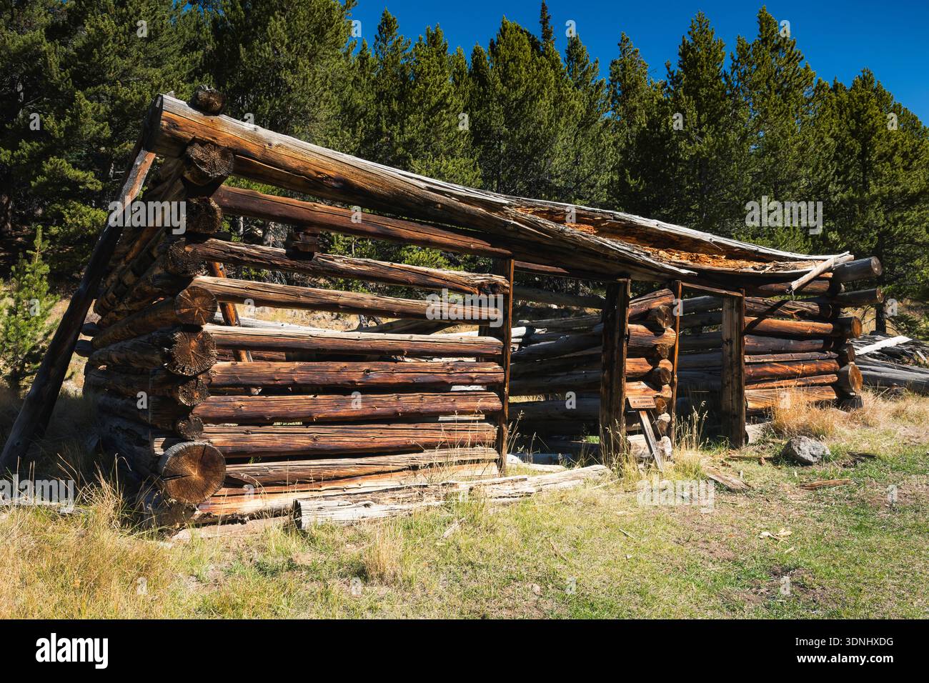 Cabane abandonnée dans la ville fantôme de l'indépendance Banque D'Images
