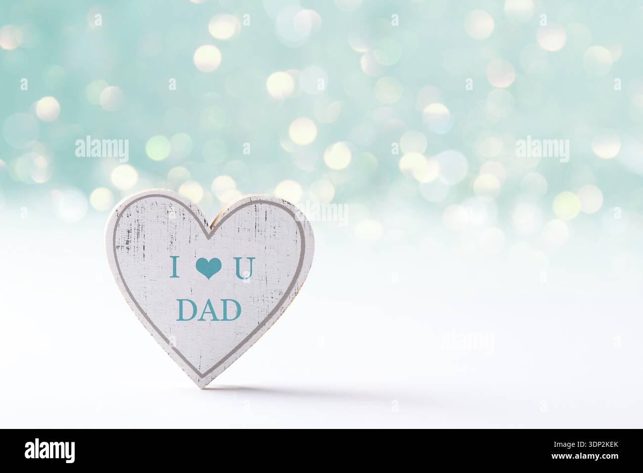 Happy father's day Greeting card, coeur en bois avec du texte je t'aime papa Banque D'Images