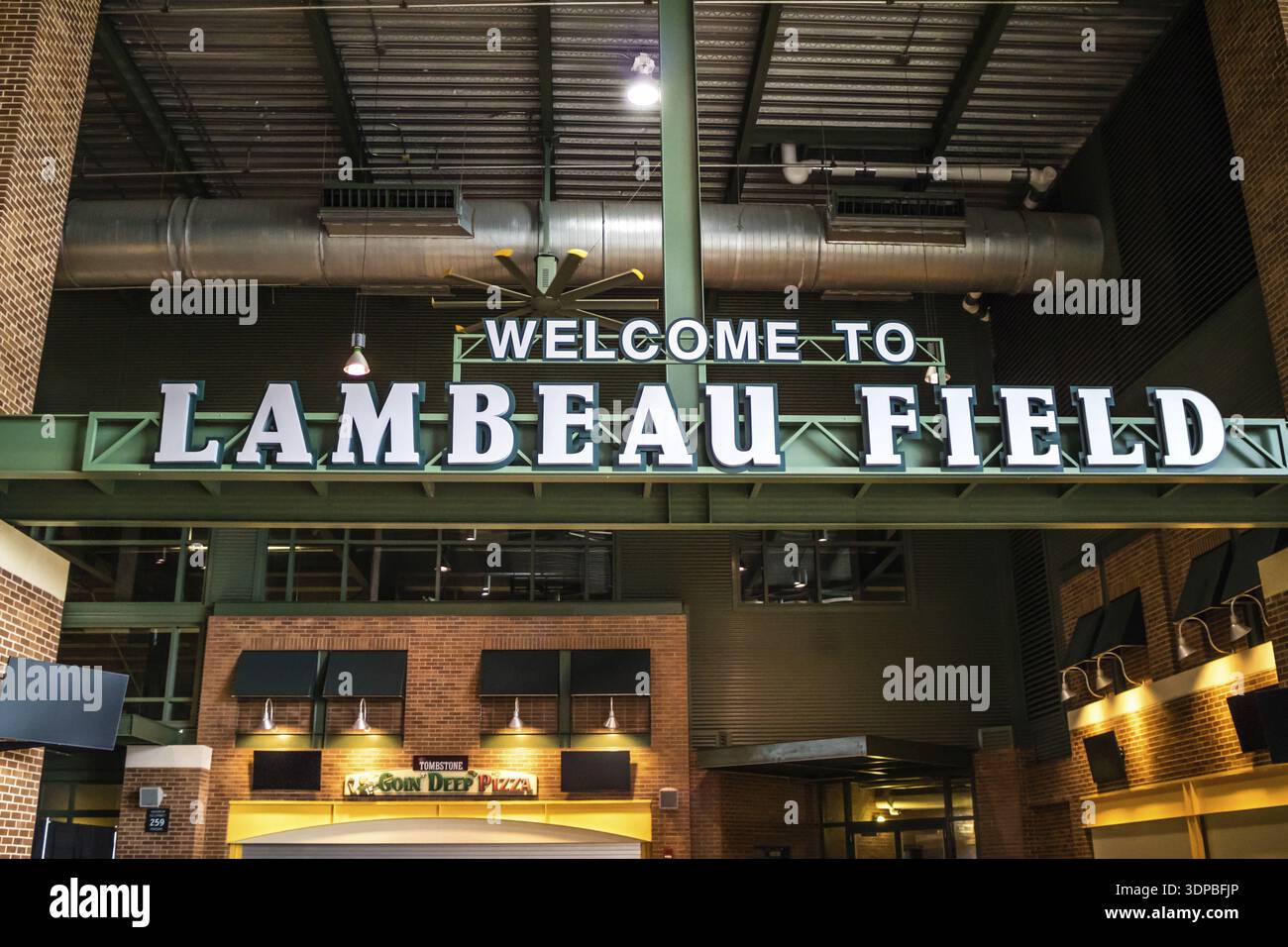 Green Bay, WI, USA - 16 juin 2018 : l'immense Lambeau Field Atrium athletic stadium Banque D'Images