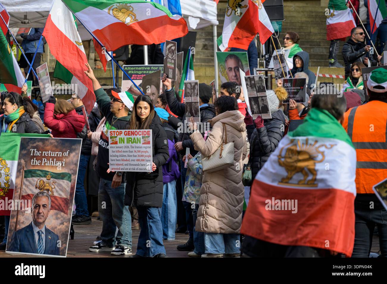Manifestants qui manifestent contre le gouvernement iranien, Buchanan Street, Glasgow, Écosse, Royaume-Uni Banque D'Images