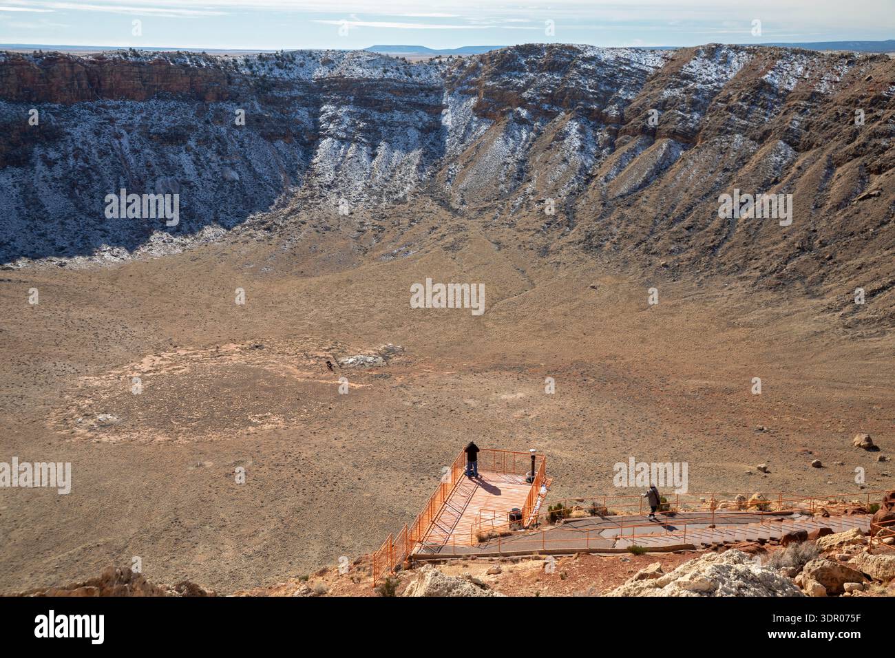 Winslow, Arizona - Meteor Crater. Le cratère a été formé il y a environ 50 000 ans. Il est de 560 pieds de profondeur et à environ trois quarts de mille de diamètre. I Banque D'Images
