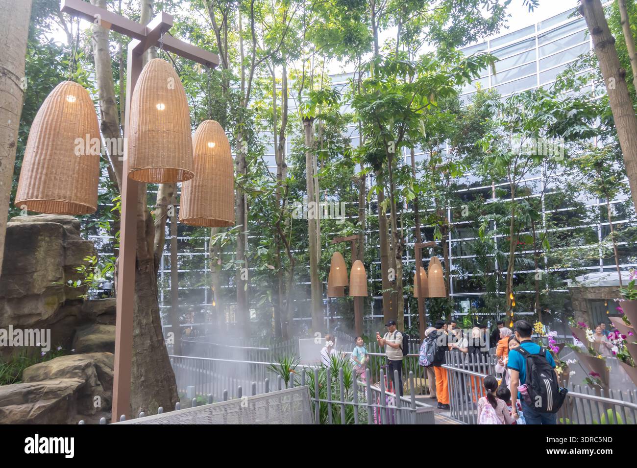Rimba, une retraite de transit inspirée de la nature récemment dévoilée située dans le bâtiment satellite du terminal 1 de l'aéroport international de Kuala Lumpur (KLIA) Banque D'Images