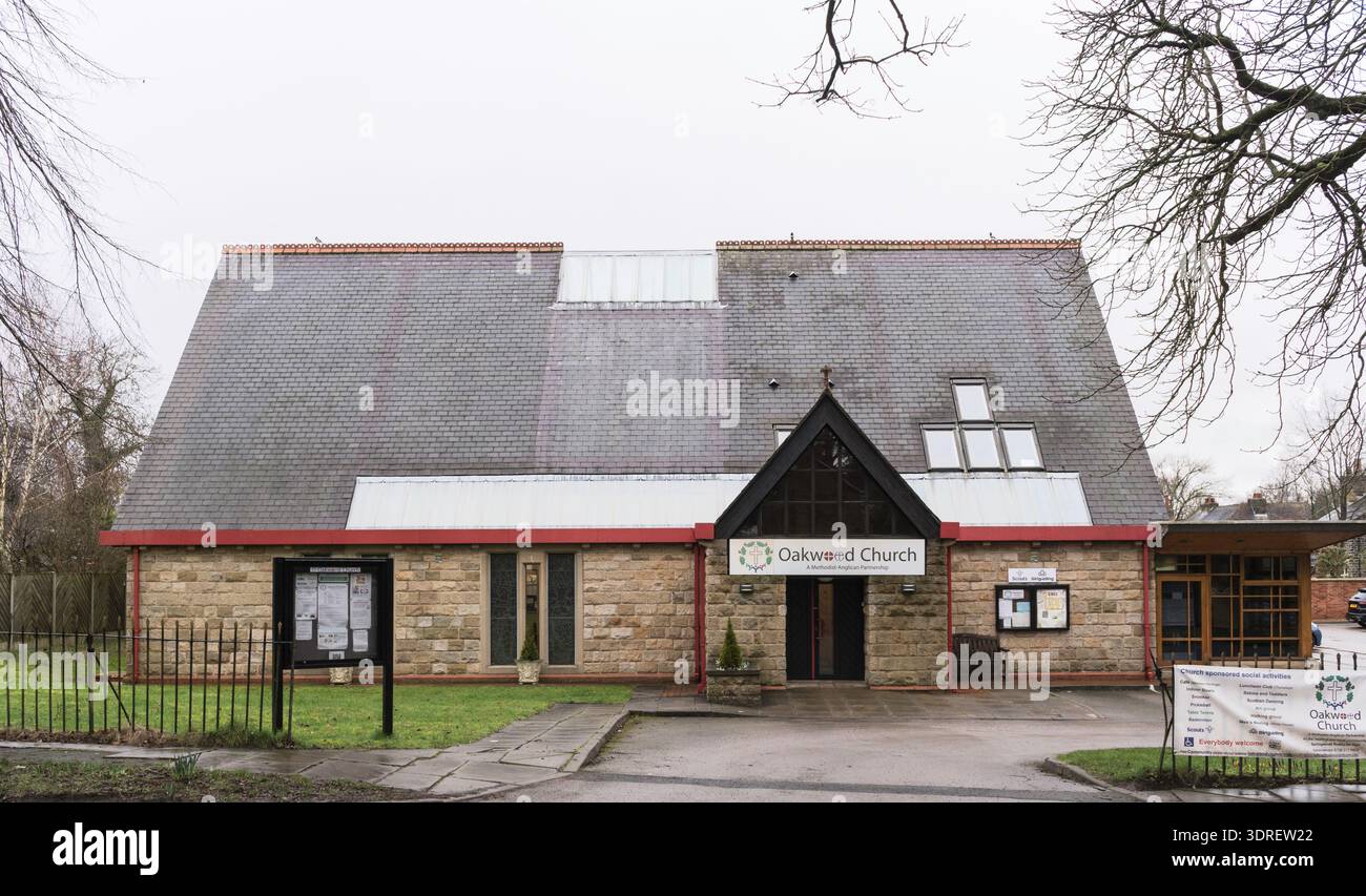 Église d'Oakwood par l'architecte John Poulson, a Methodist Anglican Partnership, à Leeds, Angleterre, Royaume-Uni Banque D'Images