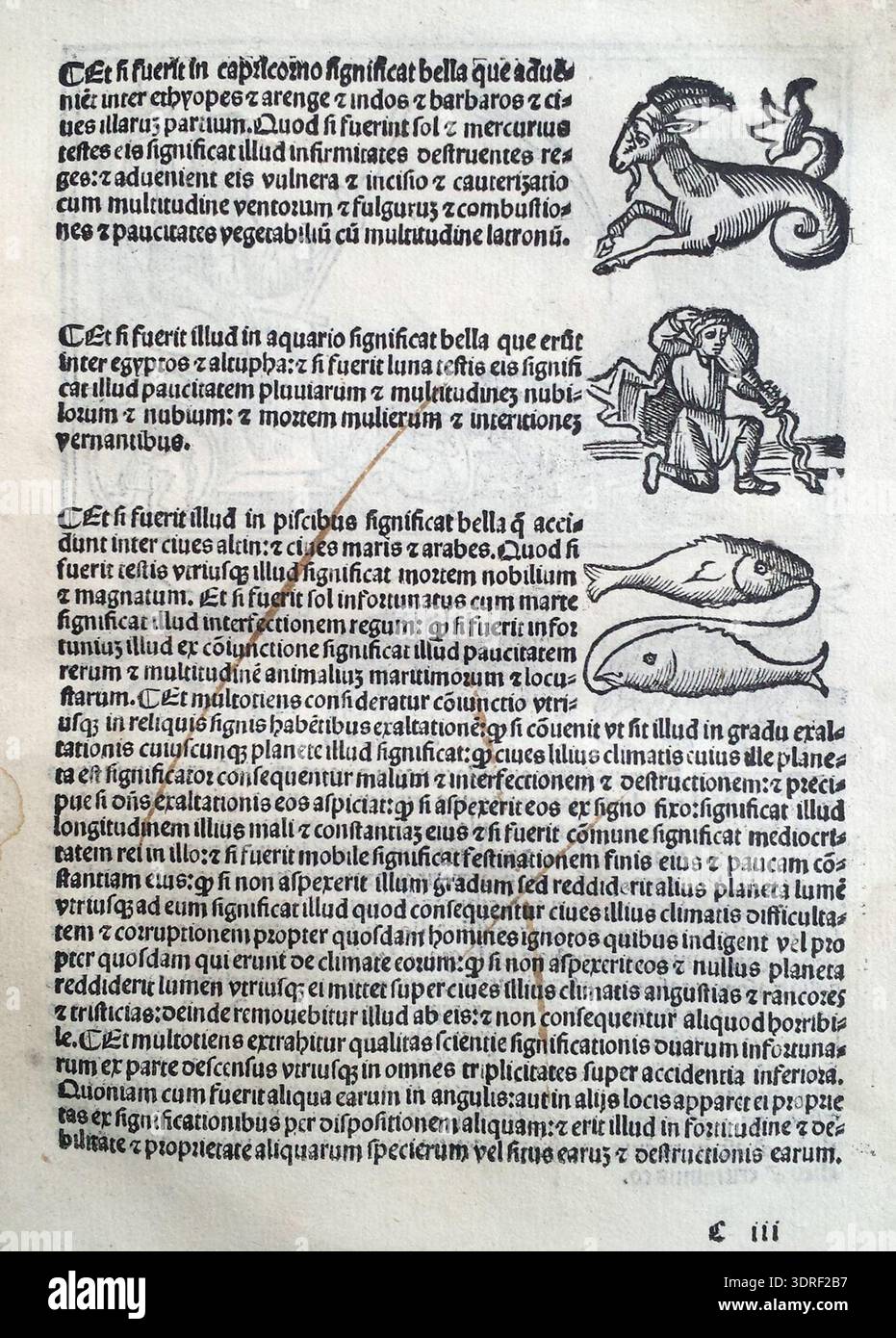 L'1515 ouvrage astronomique de magnis coniunctionibus et annorum revolutionibus d'Albumasar, traduit de l'arabe par Joannes Hispalensis et publié à Venise par Melchior Sessa, contient huit sections de traités sur les conjonctions planétaires, les mouvements célestes annuels et les observations astrologiques. Le livre comprend des illustrations gravées sur bois de signes du zodiaque, de planètes et d'étoiles, imprimées avec une typographie, illustrant les premières impressions scientifiques modernes européennes, les méthodes d'observation et la diffusion des connaissances astronomiques. Banque D'Images