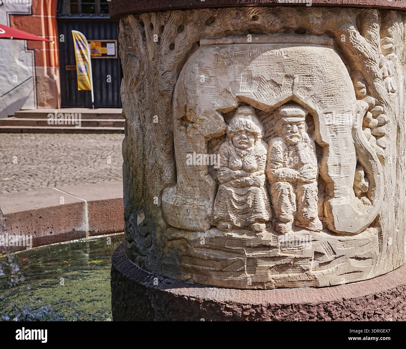 A propos du pêcheur et de sa femme à la fontaine de conte de fées à Steinau, Hesse Banque D'Images