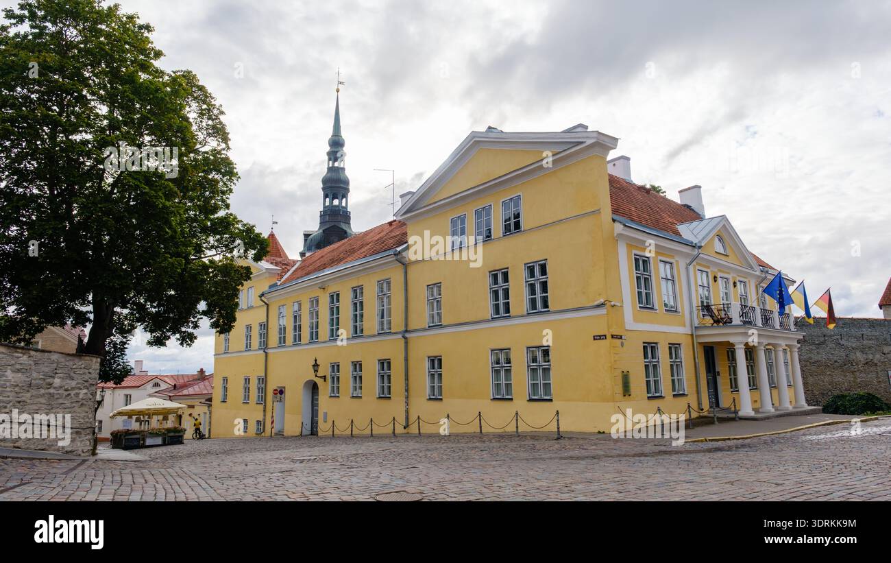 L'architecture historique de Tallinn met en valeur le charme balte et la culture européenne Banque D'Images