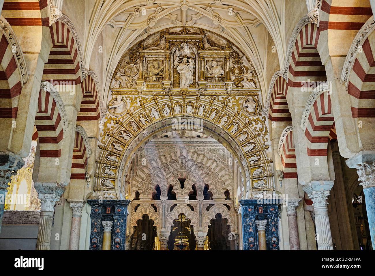 Mezquita Catedral à Cordoue, Espagne. Construit comme une mosquée (8ème siècle), cathédrale catholique depuis le 13ème siècle. Banque D'Images