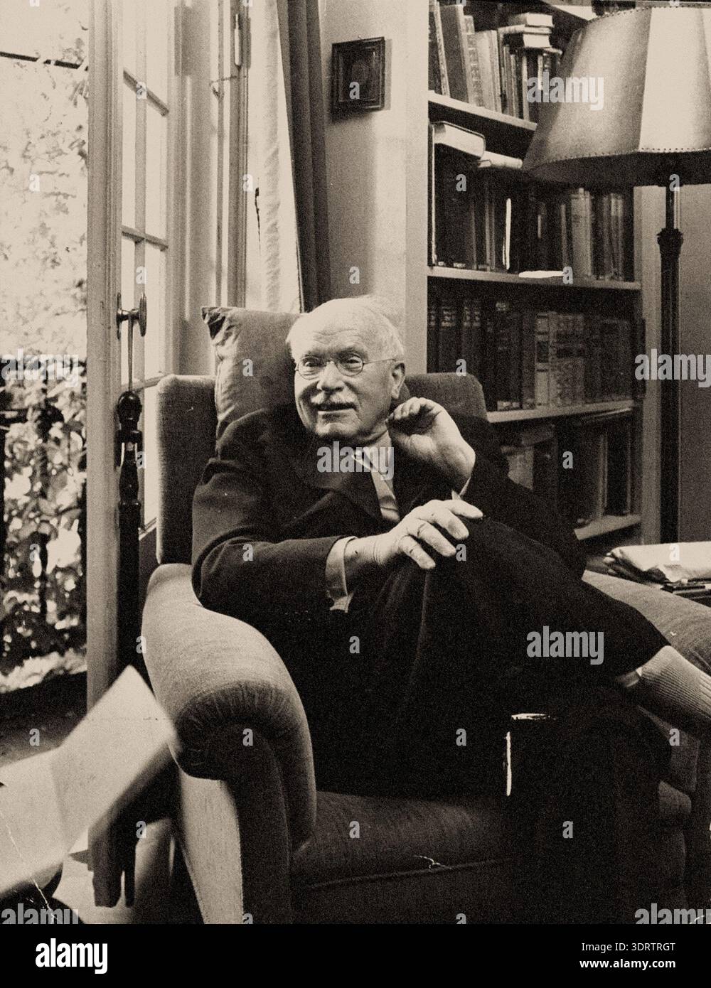 Portrait de Carl Gustav Jung (1875-1961). Musée : © Time Inc. Auteur : Dmitri Kessel. Banque D'Images