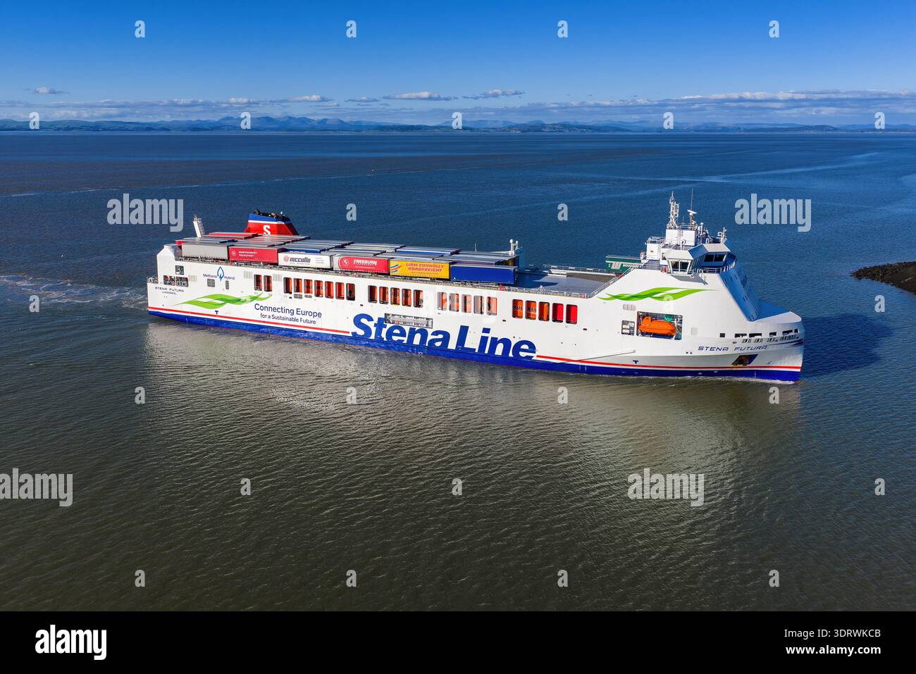 Le ferry NewMax classe RoRo Stena Futura, opéré par Stena Line, arrive à Heysham. Banque D'Images
