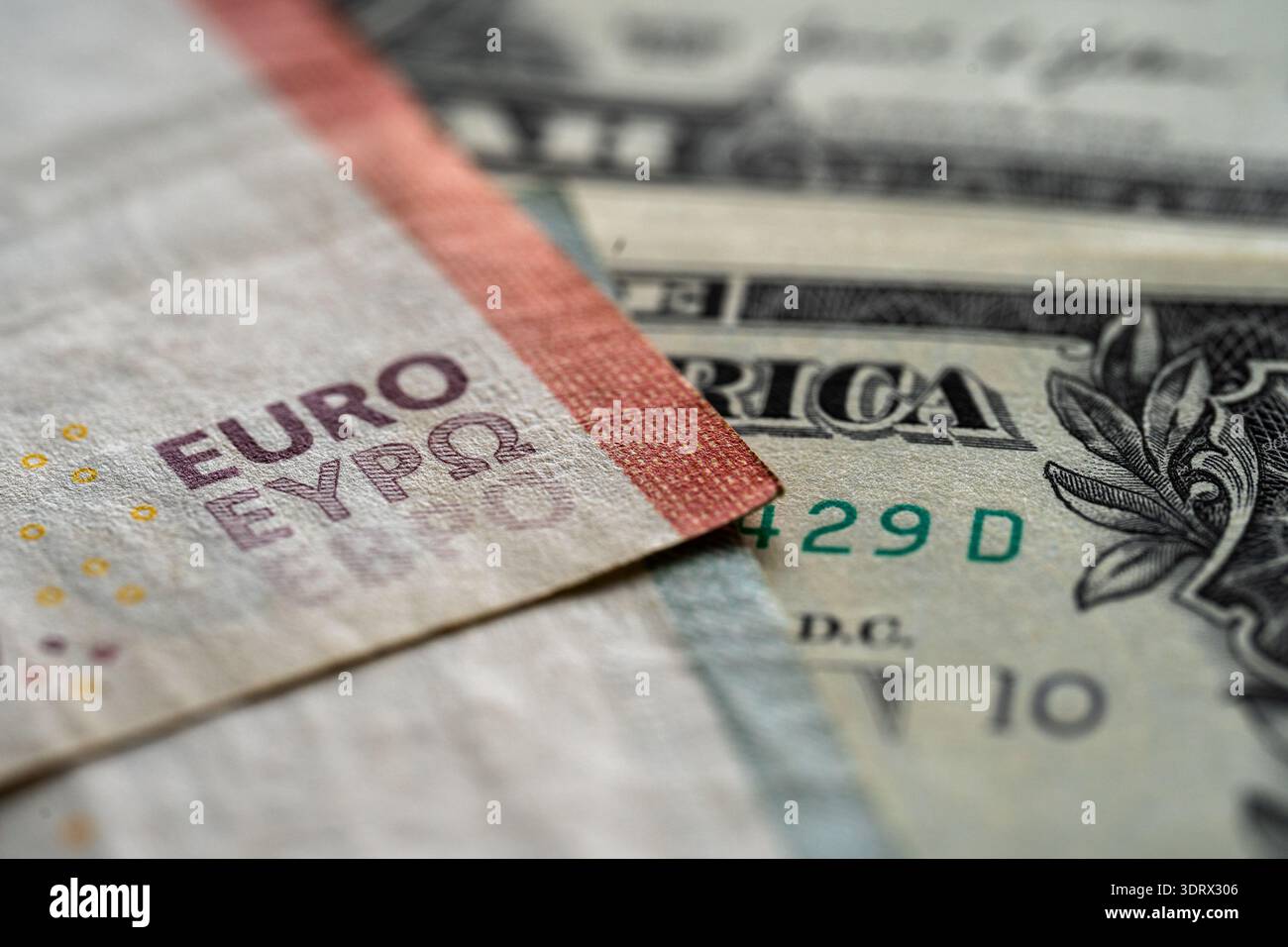 Illustration photo - $, dollars américains, EUR, billet de banque, argent, billets de banque (CTK photo/Richard Mundl) Banque D'Images