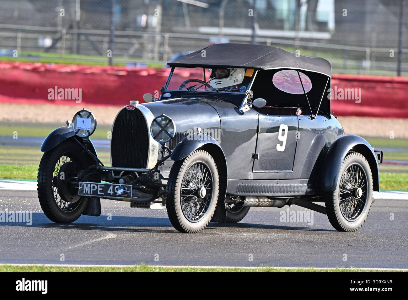 Vivian Bush, Bugatti type 40, 2026 a vu la 70ème course du Trophée Pomeroy, il a commencé en 1952, il dispose de voitures de toutes les époques et types, c'est le Banque D'Images