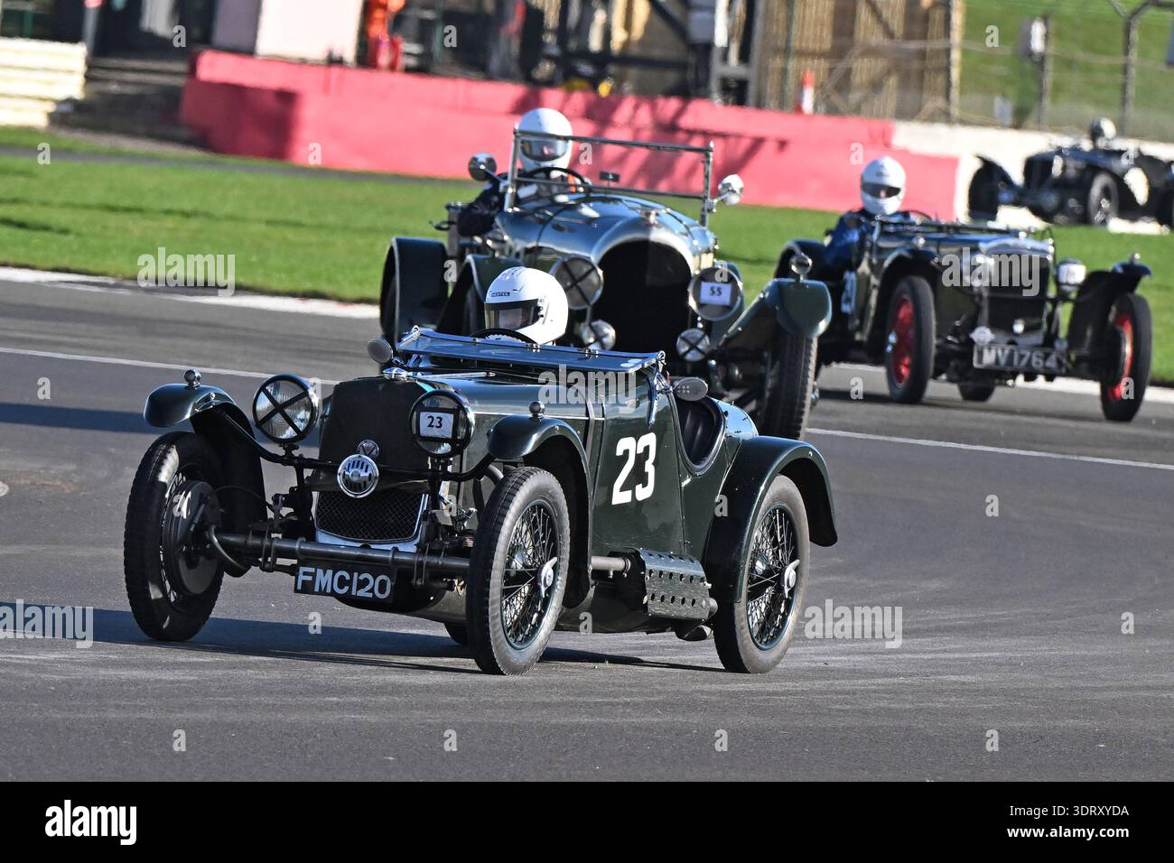 Andy Newbound, Frazer Nash Ulster 100, 2026 a vu la 70ème course du Trophée Pomeroy, il a commencé en 1952, il dispose de voitures de toutes les époques et types, Banque D'Images