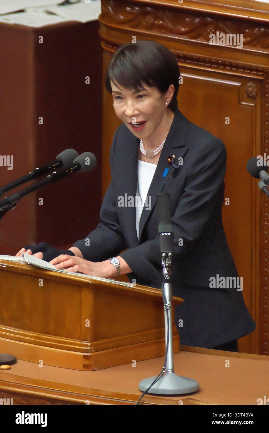 Sanae Takaichi während der Plenarsitzung des Unterhauses im Parlamentsgebäude. Tokio, 20.02.2026 Banque D'Images