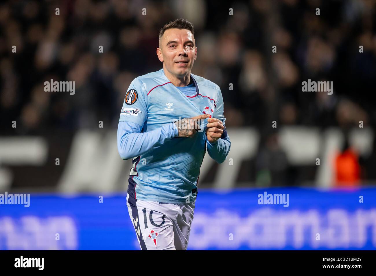 Thessalonique, Grèce - 19 février 2026 : un joueur du Celta Vigo, Iago Aspas, célèbre lors du match de l'UEFA Europa League contre PAOK au stade Toumba Banque D'Images