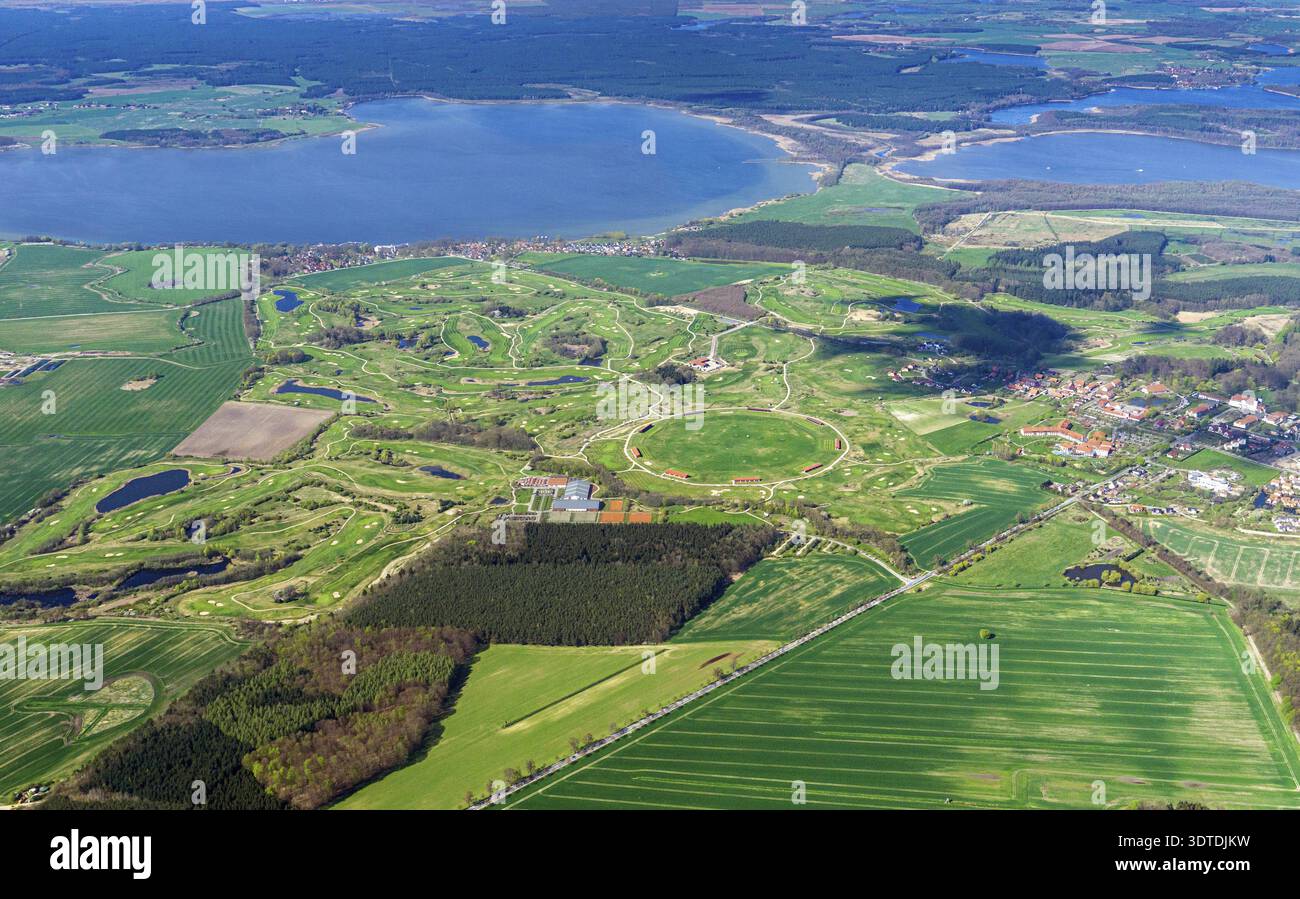 Fleesensee, terrain de golf, lac, station de vacances, complexe de loisirs, Goehren-Lebbin, vue aérienne, tourisme, investissement, méga, projet, Mecklenburg Lake Dist Banque D'Images