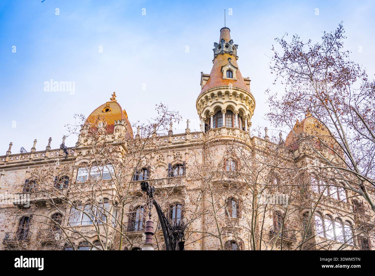 Cases Rocamora barcelone, bâtiment dans le centre-ville dans un style d'architecture moderniste dans la rue Passeig de Gracia, point de repère touristique Banque D'Images
