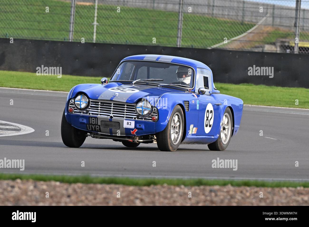 Geraint Owen, Triumph TR4, 2026 a vu la 70ème course du Trophée Pomeroy, il a commencé en 1952, il dispose de voitures de toutes les époques et de tous les types, c'est la VI Banque D'Images