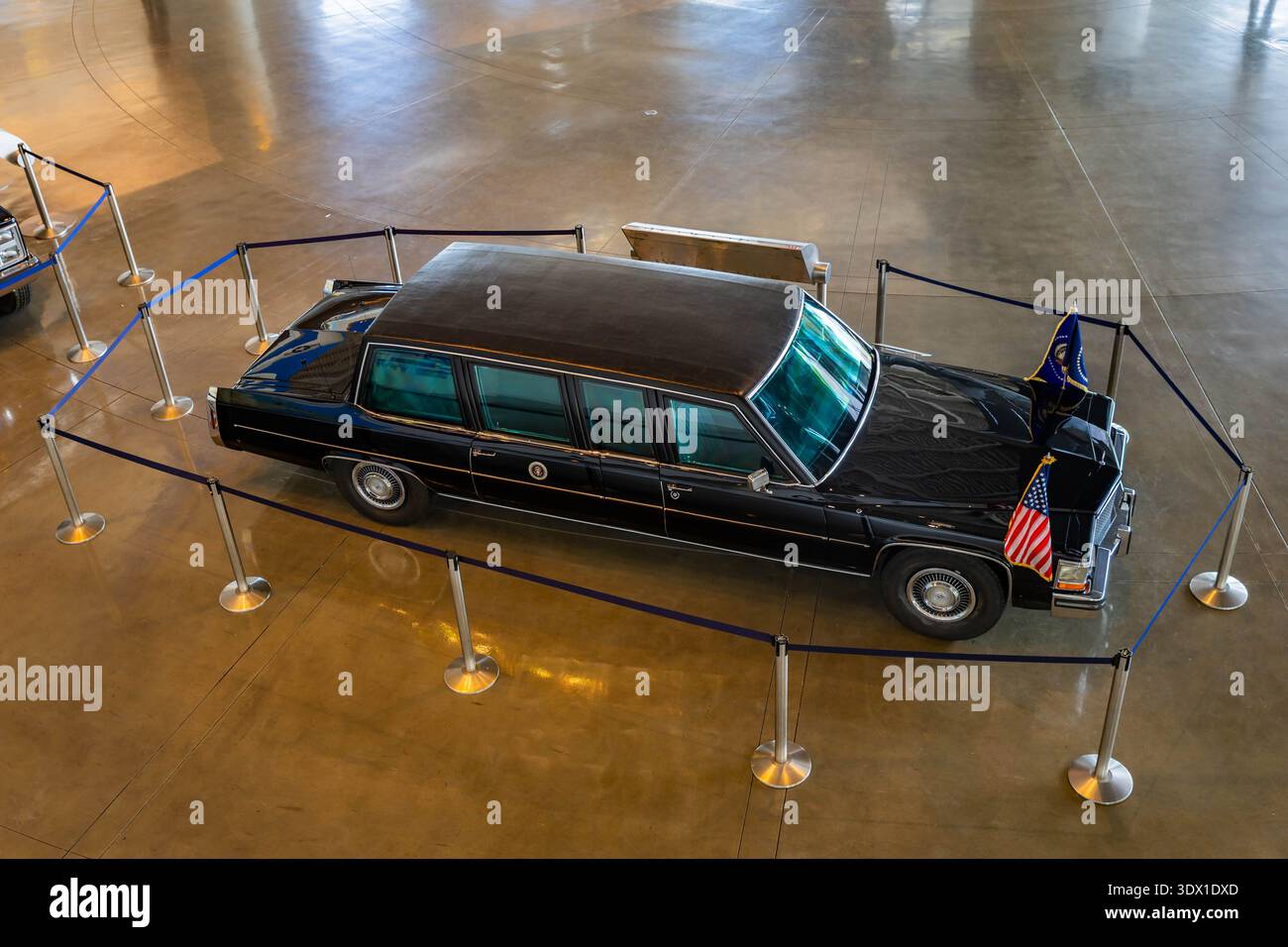 Simi Valley, CA, États-Unis - 29 novembre 2025 : limousine officielle du président exposée à la Ronald Reagan Presidential Library en Californie Banque D'Images