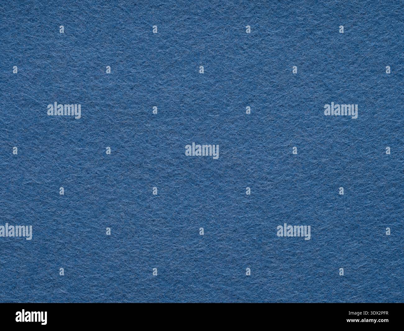 Une mer sereine de feutre bleu avec une vue rapprochée qui murmure douceur et calme Banque D'Images