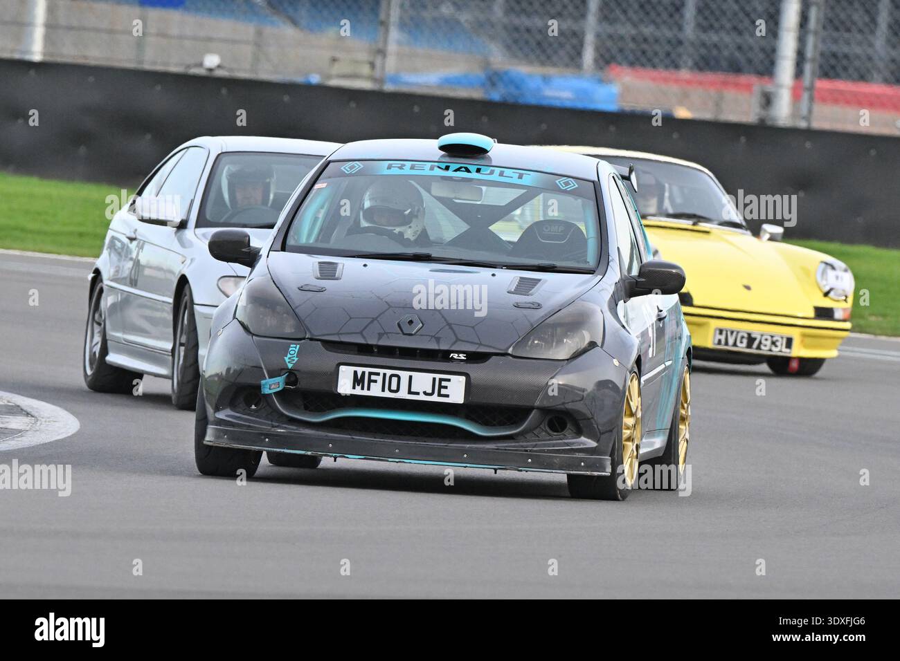 Mark Ingarfield, Renault Clio RS Cup, 2026 a vu la 70ème course du Trophée Pomeroy, il a commencé en 1952, il présente des voitures de toutes les époques et de tous les types, Banque D'Images