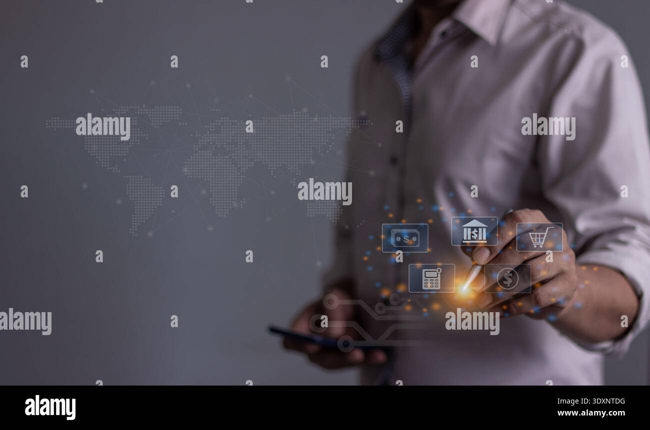 Jeune homme avec la main mobile de smartphone tenant un stylo touchant pour visualiser la croissance de l'argent L'écran du téléphone affiche des graphiques et des graphiques montrant l'augmentation Banque D'Images