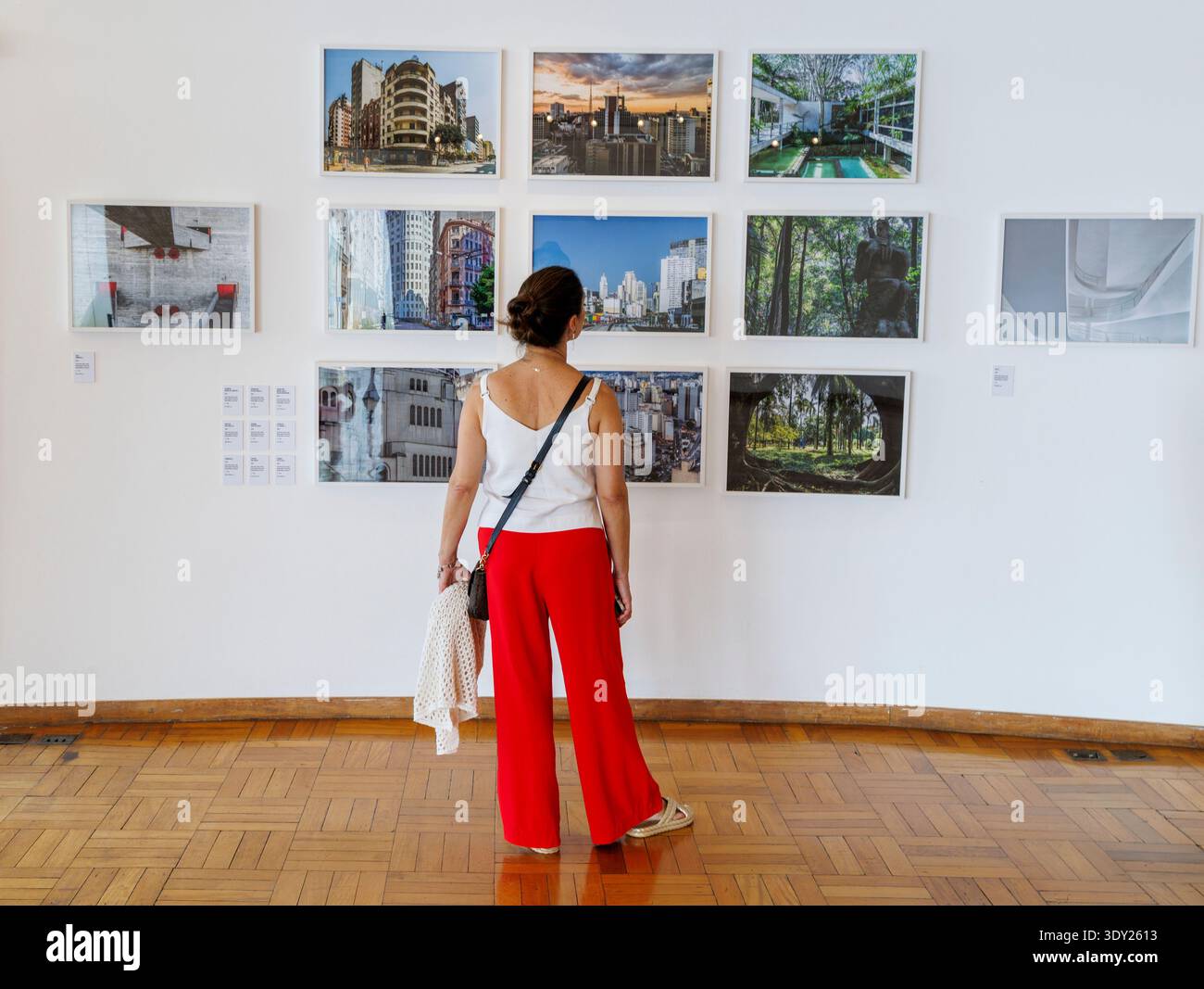 Exposition de photographies, Casa do Baile, Centre d'urbanisme, architecture et Design, Pampulha, Belo Horizonte, Brésil Banque D'Images