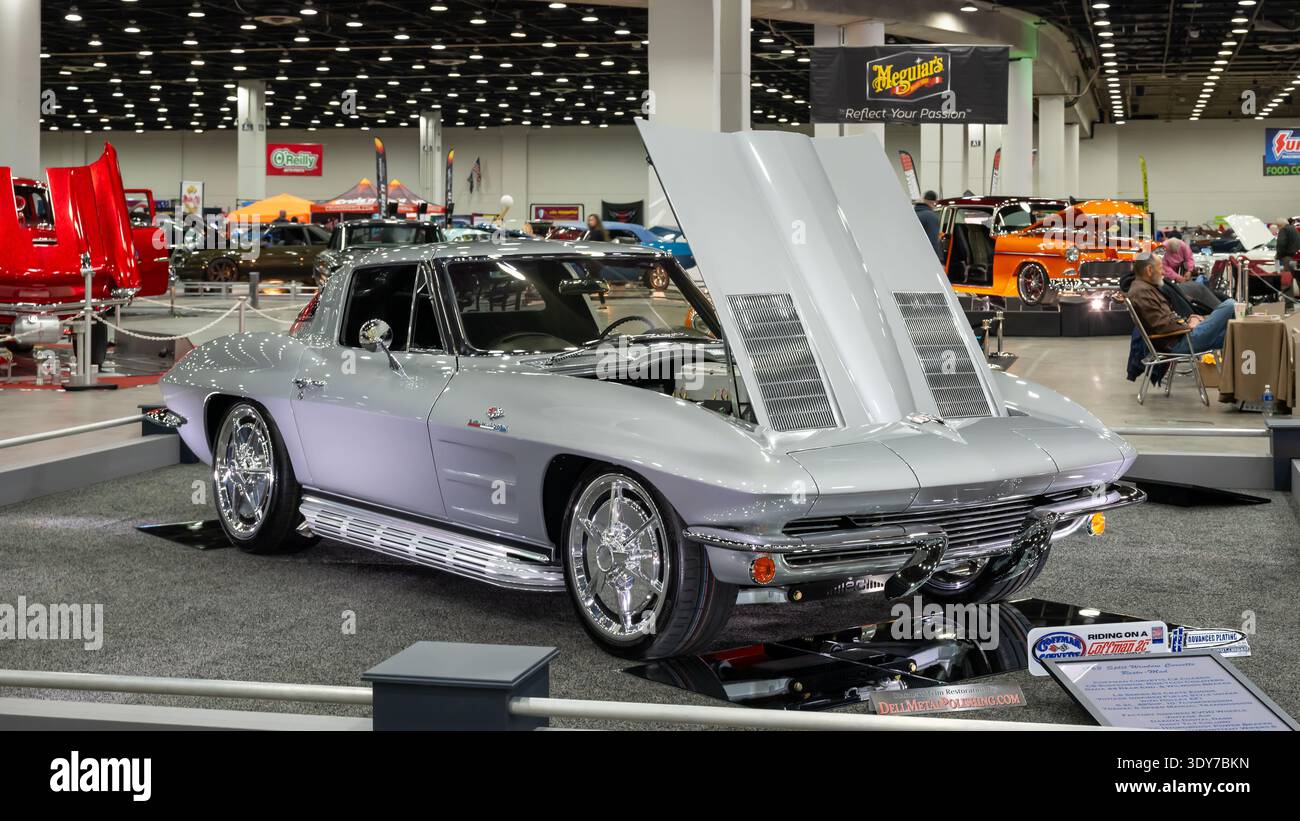 DETROIT, mi/États-Unis - 27 février 2026 : une Corvette 1963 à fenêtre divisée, à Detroit Autorama. Banque D'Images