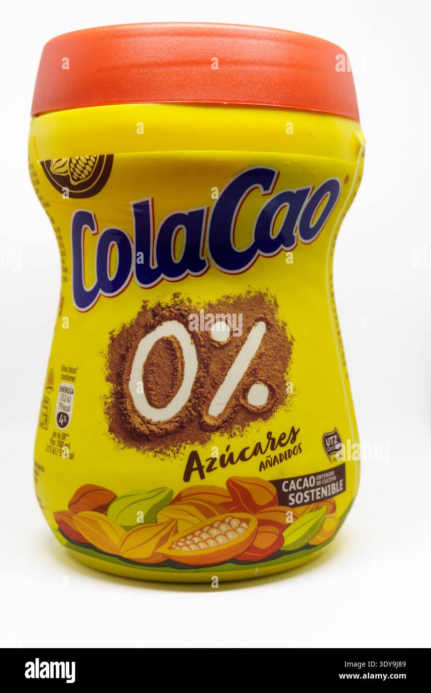 Barcelone, Espagne - 17 mars 2022. Cola Cao est une marque et un produit fabriqués à Barcelone, Espagne par Idilia Foods, consistant en un mélange de sucre, Banque D'Images