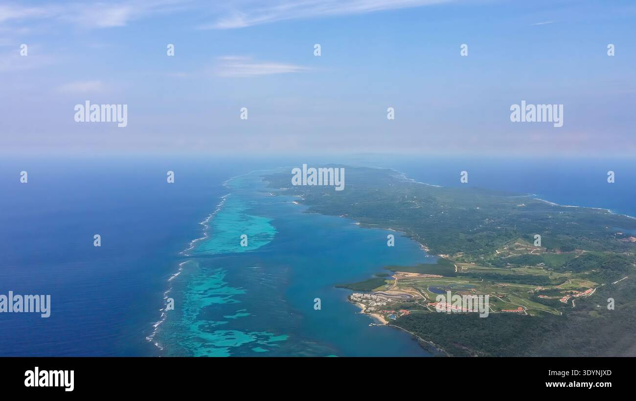 Vue aérienne de l'île de Roatan, Honduras Banque D'Images