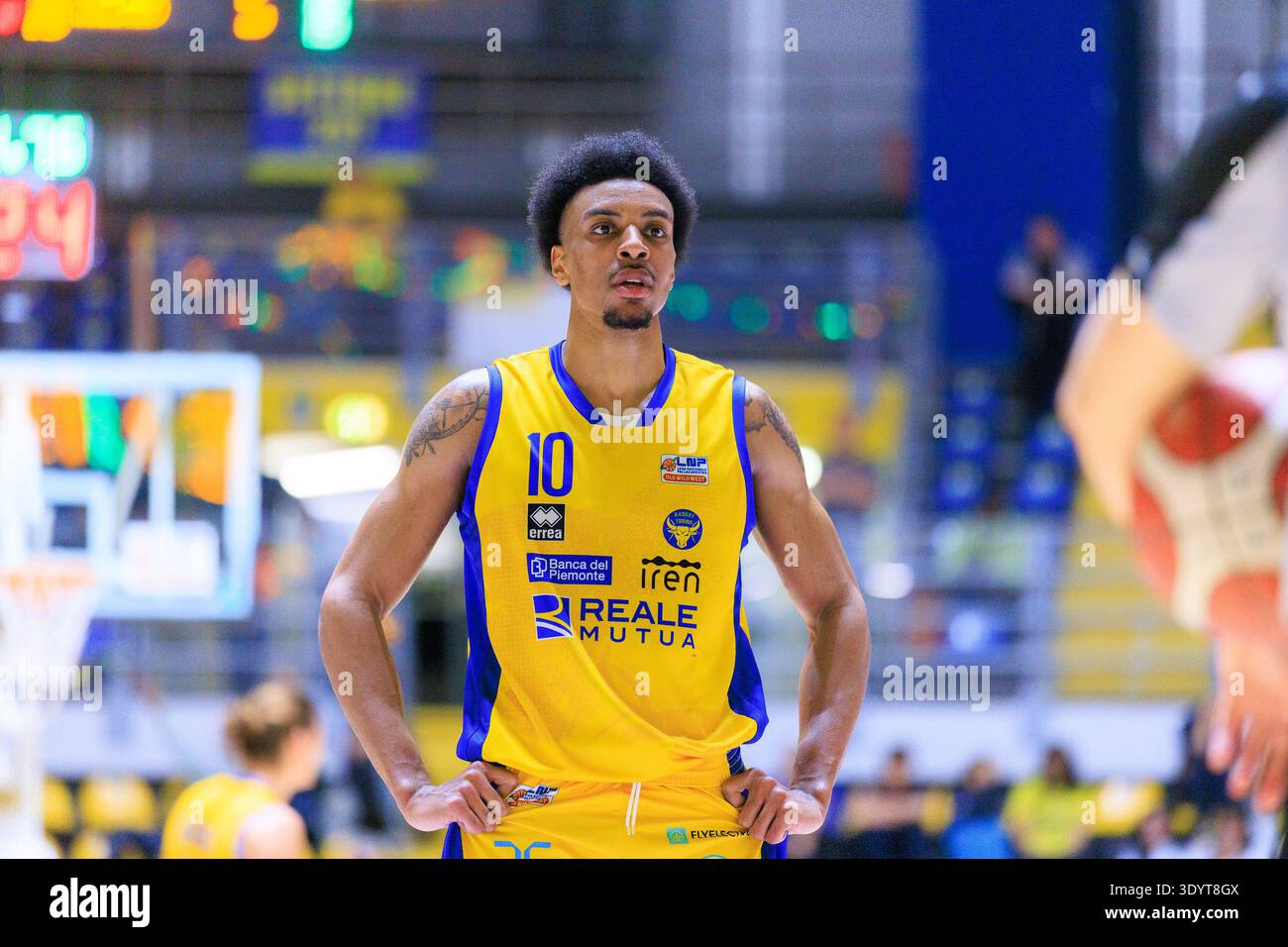 Turin, Italie - 08 mars 2026 : Robert Allen de Reale Mutua Torino en action lors du match de basket contre Tezenis Verona, Serie A2 LNP. Banque D'Images